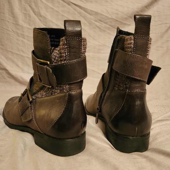 Aetrex brand: Kara Iron Ankle Riding Boots - Picture 3 of 8